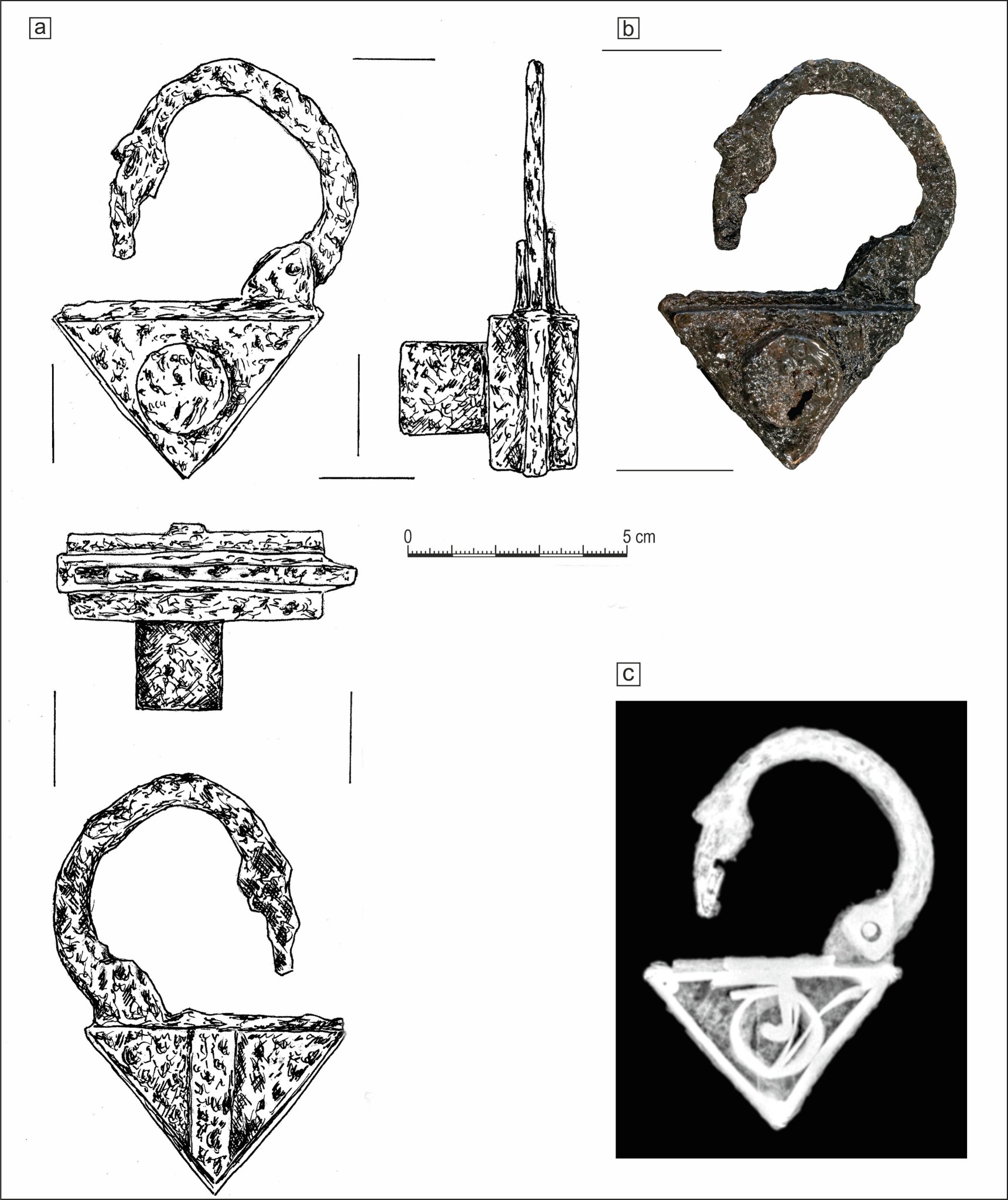 Candado triangular de la tumba 75: dibujos, fotografía y radiografía